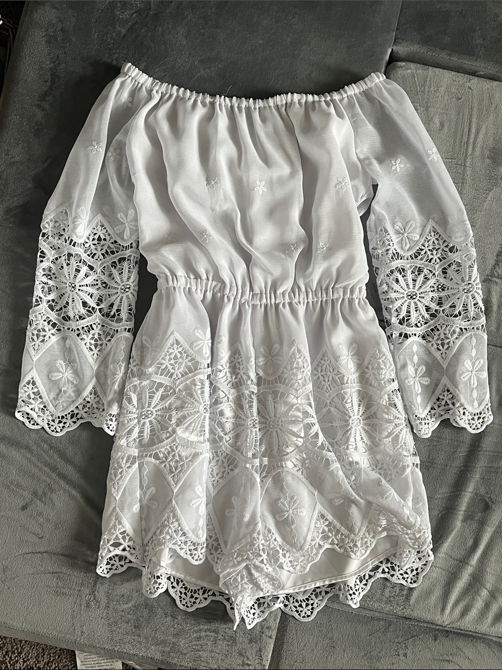bebe white off-the shoulder floral lace romper- NWOT